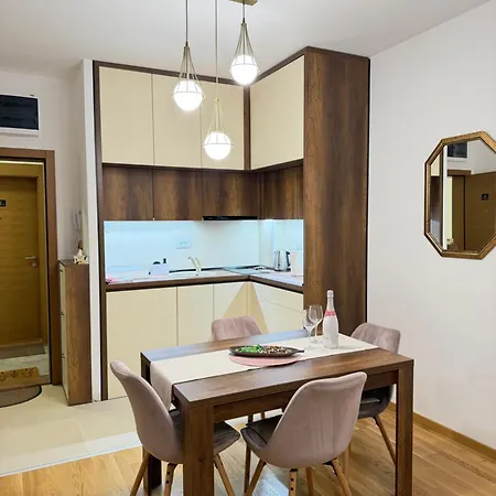 Prestige Forest Wellness & Διαμέρισμα Ζλάτιμπορ